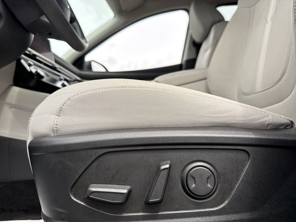 Used 2025 Hyundai Tucson SEL AWD/4WD image 12