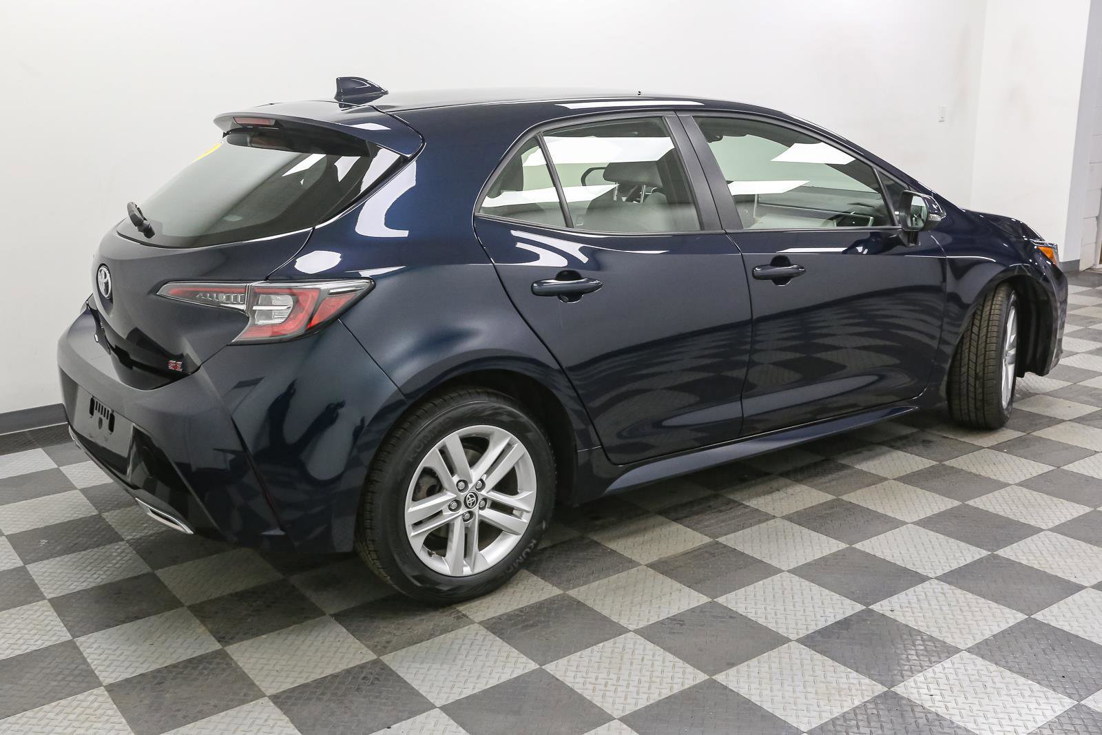 Used 2019 Toyota Corolla SE FWD image 8