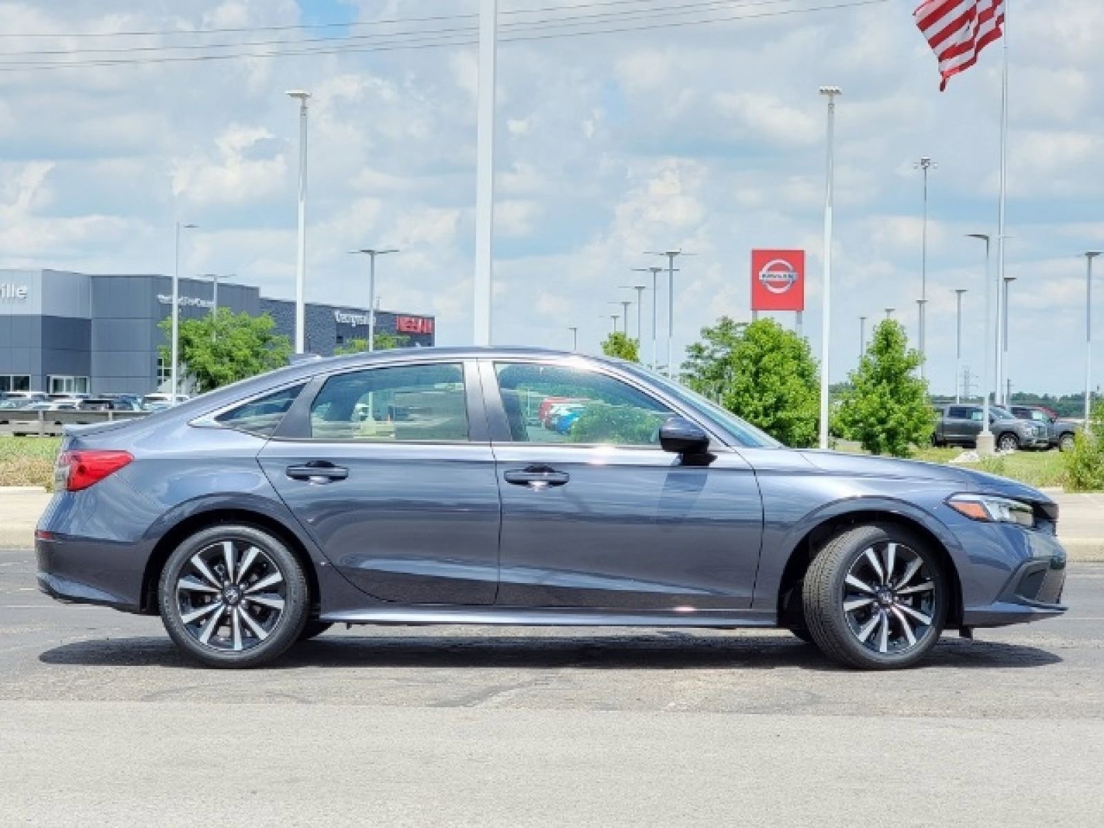 Used 2023 Honda Civic EX image 9