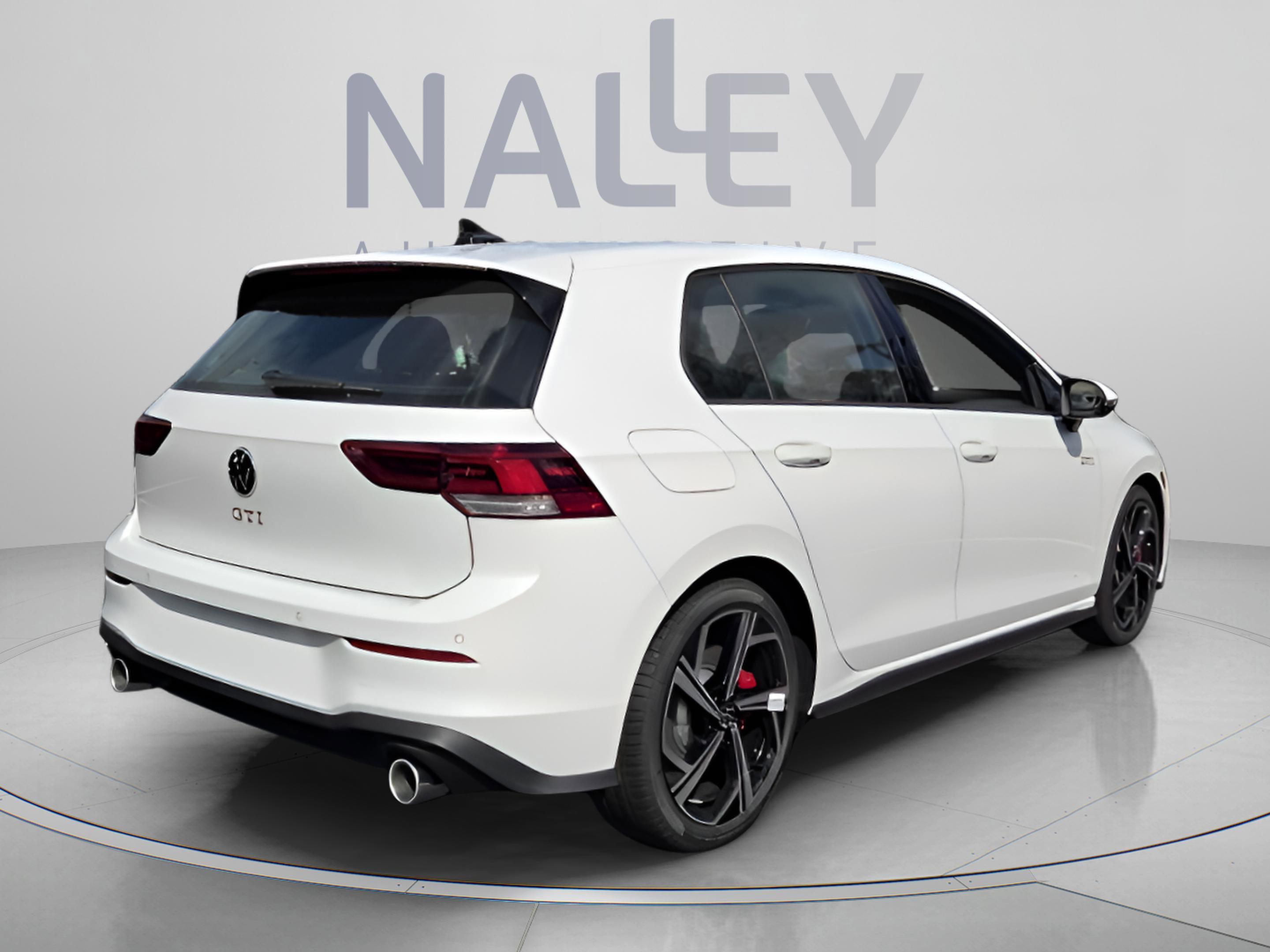 New 2026 Volkswagen Golf SE FWD image 5