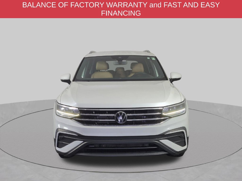 Used 2023 Volkswagen Tiguan SE FWD image 3
