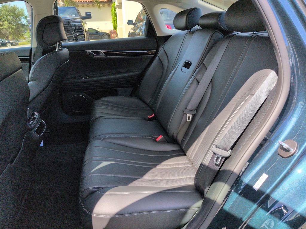 Used 2023 Genesis G80 2.5T image 24