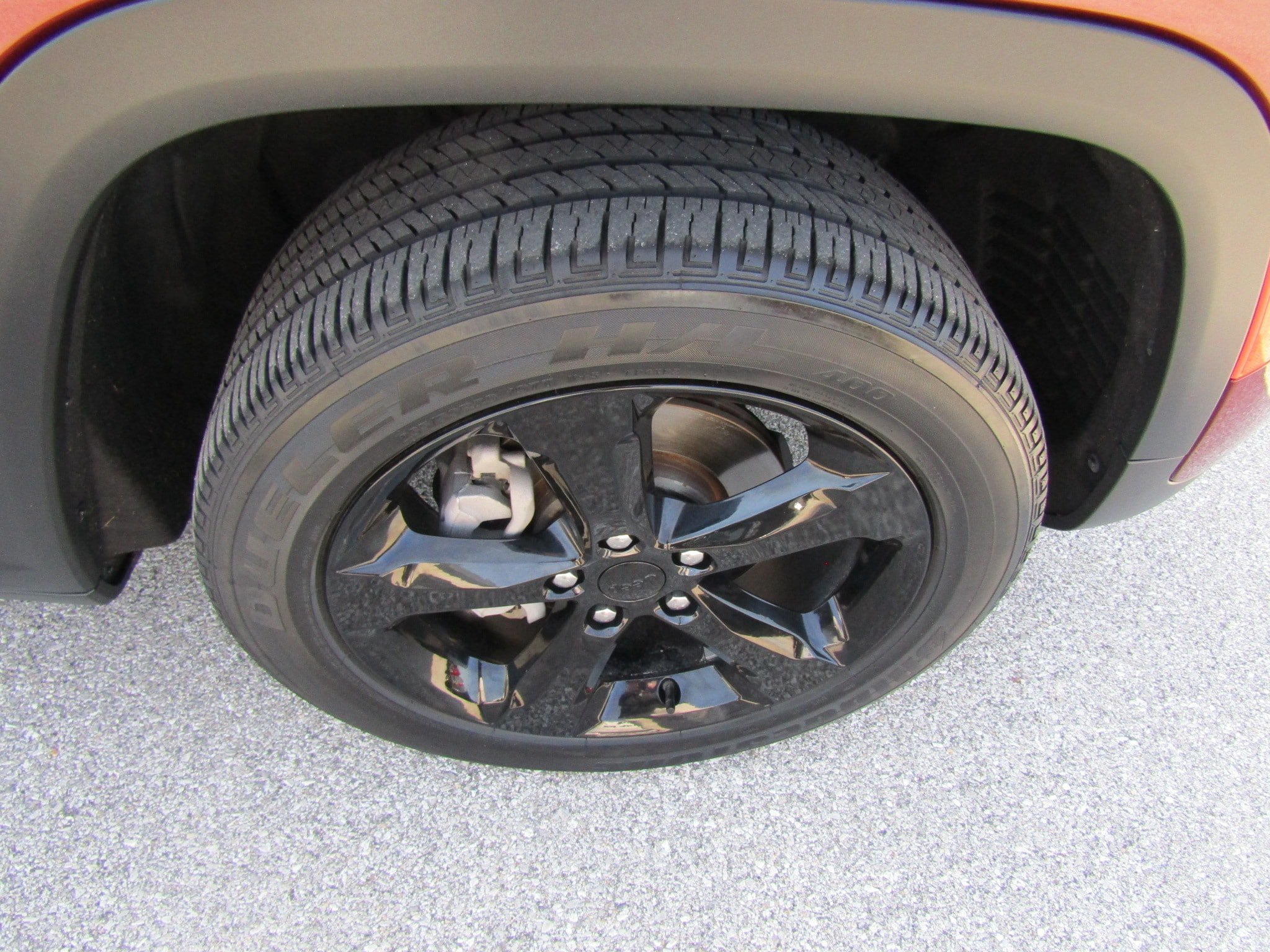 Used 2024 Jeep Grand Cherokee Altitude AWD/4WD image 11