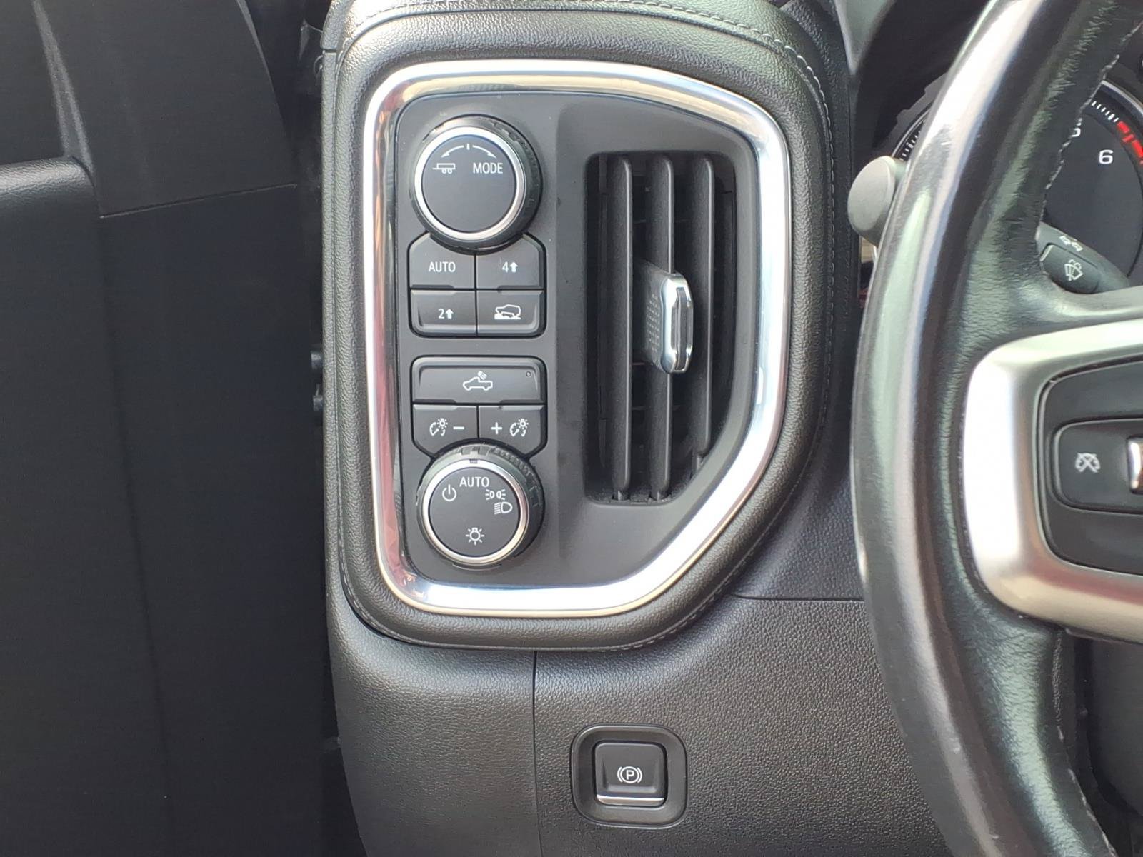 Used 2021 Chevrolet Silverado 1500 LT AWD/4WD image 21