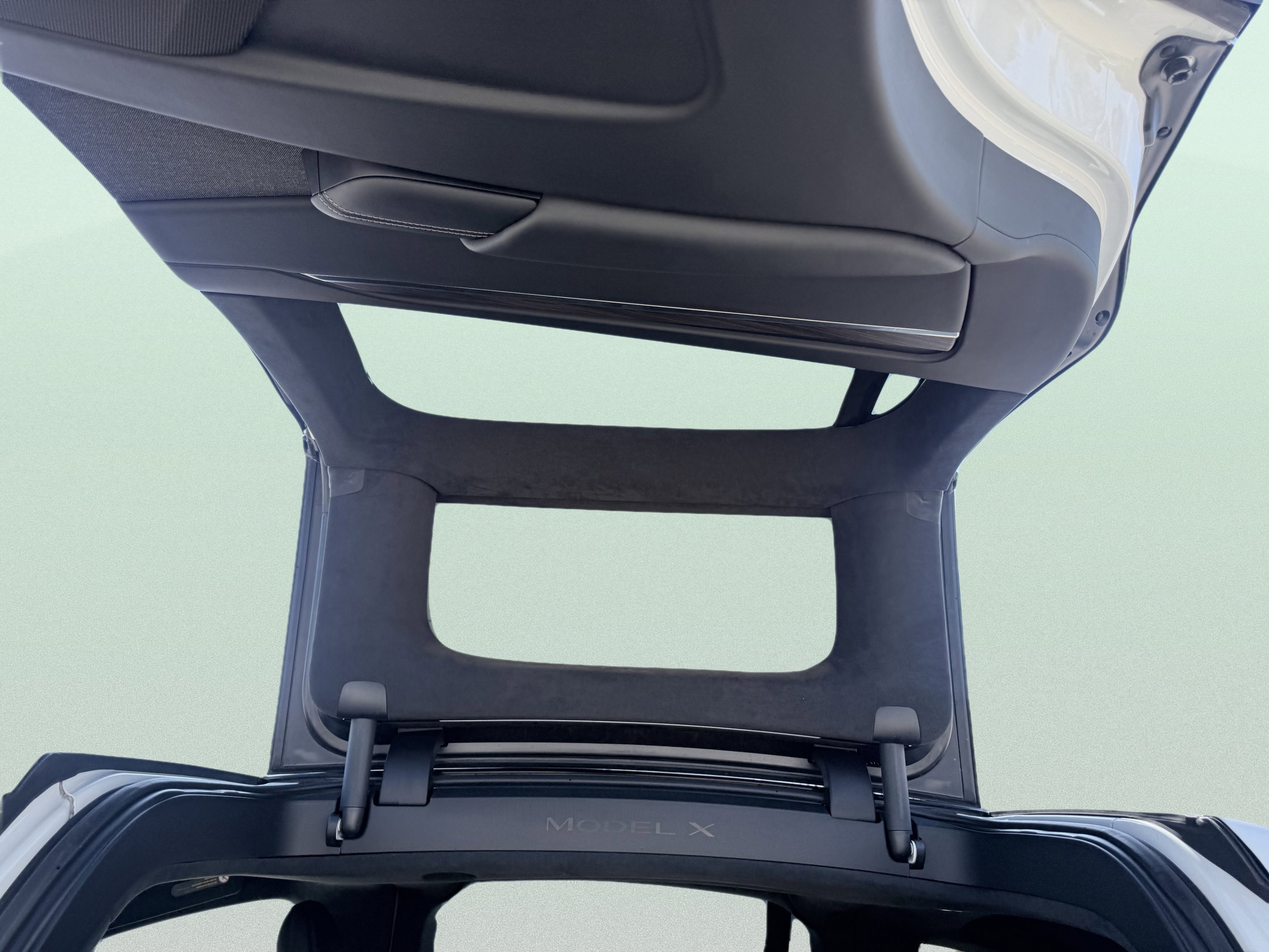 Used 2023 Tesla Model X image 38