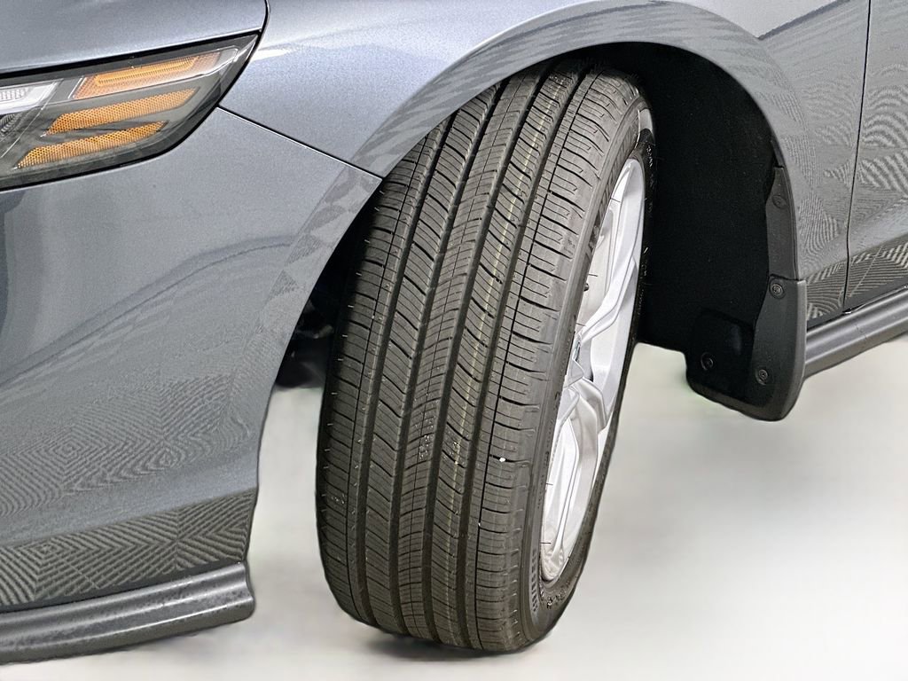 Certified 2025 Honda Accord LX image 25