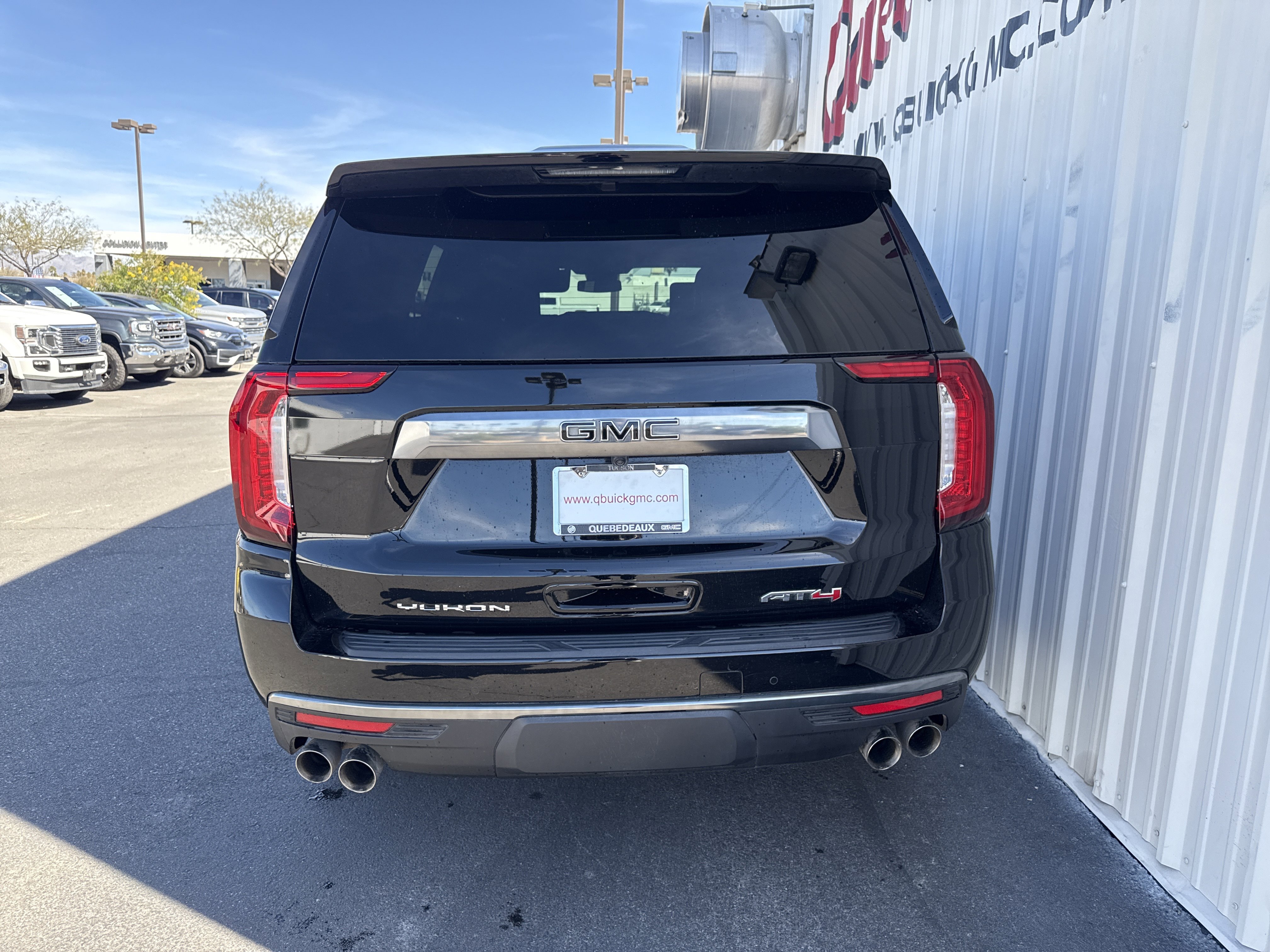 Used 2024 GMC Yukon AT4 w/ AT4 Premium Plus Package image 10