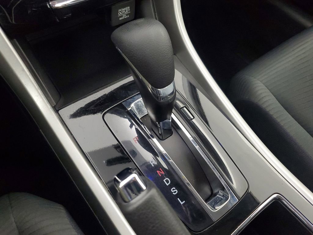 Used 2016 Honda Accord LX image 30