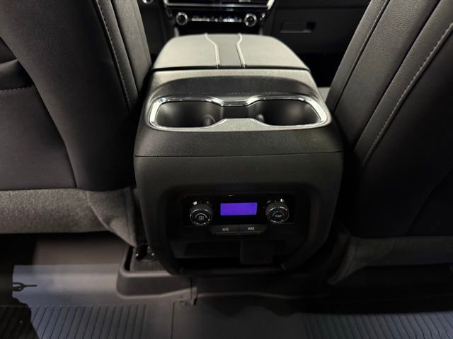 New 2026 Chevrolet Traverse Z71 image 18