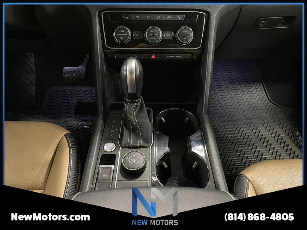Used 2022 Volkswagen Atlas Cross Sport SEL image 11