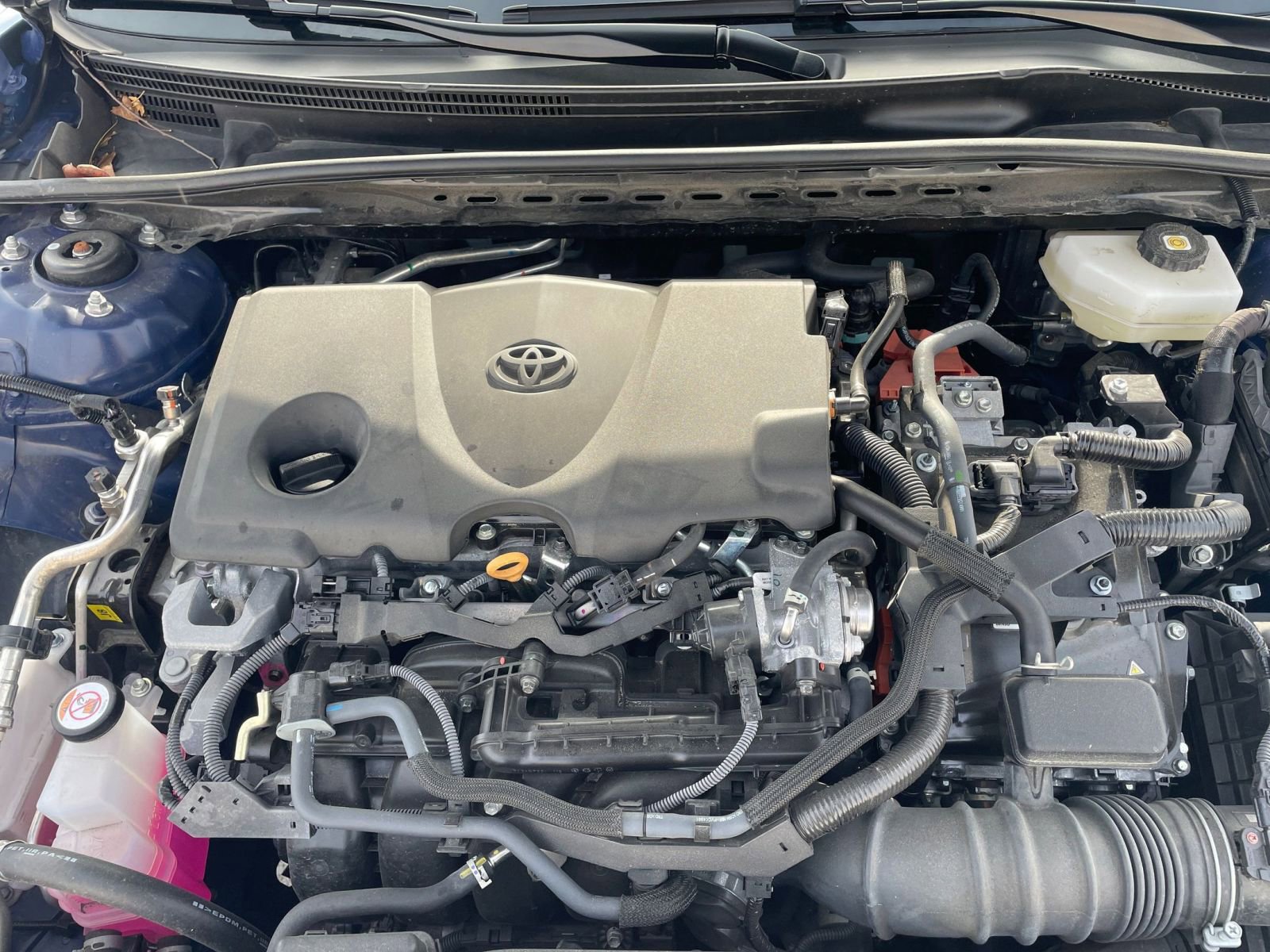 Used 2025 Toyota Camry LE image 32