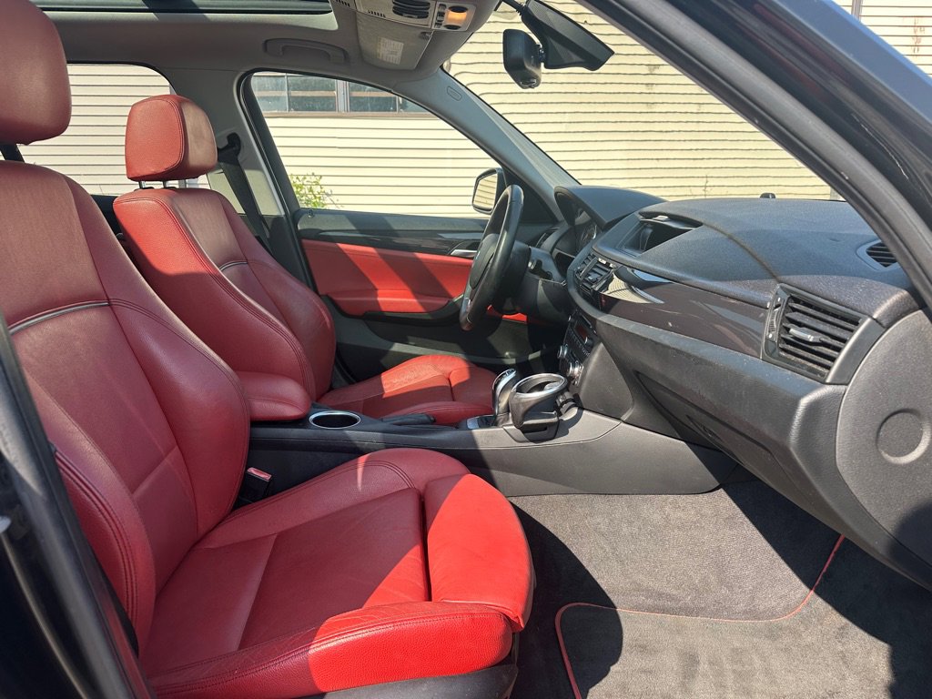 Used 2013 BMW X1 sDrive28i RWD image 9