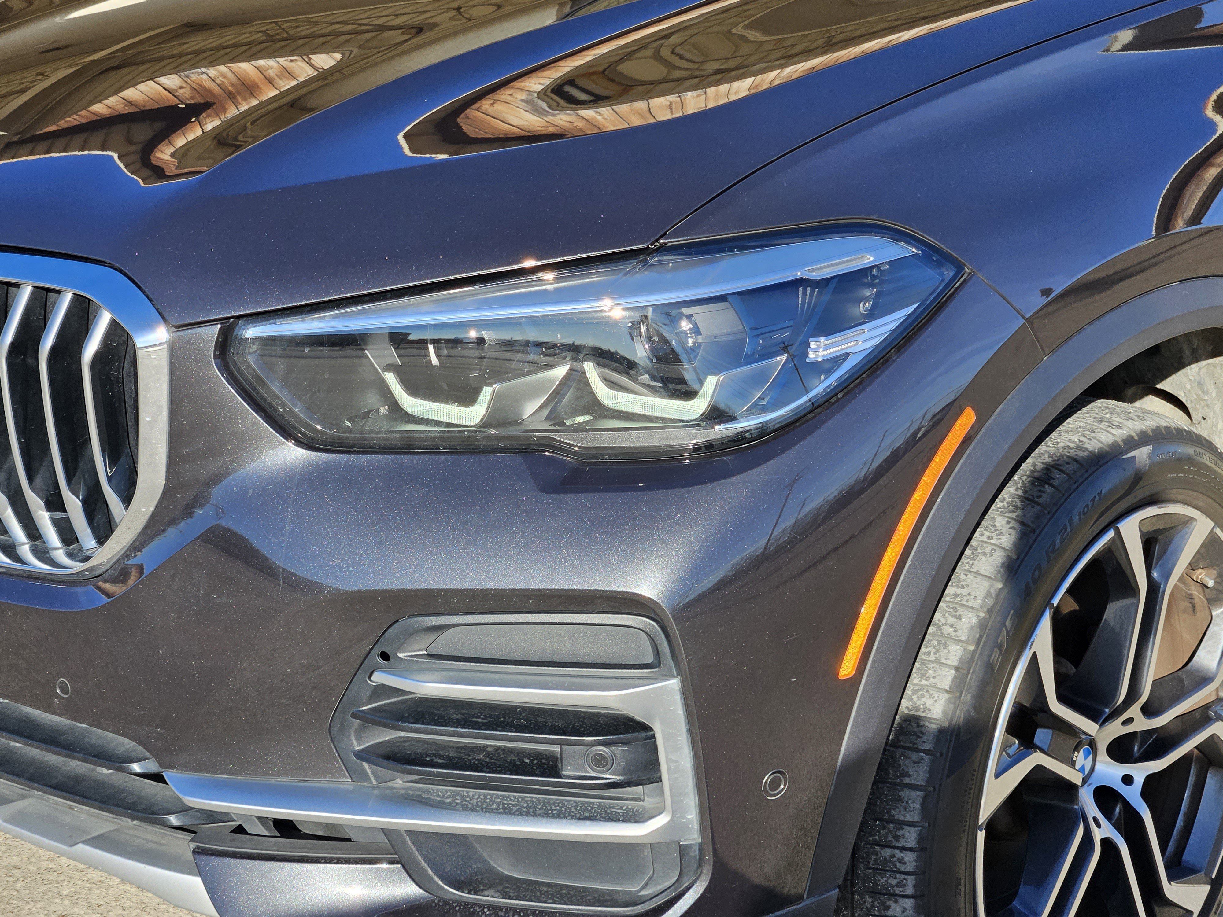 Used 2022 BMW X5 xDrive40i w/ Premium Package image 11