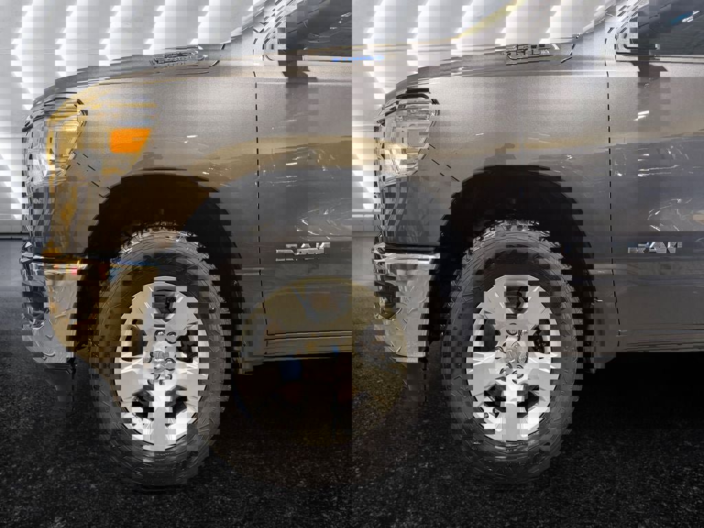 Used 2022 RAM 1500 Big Horn image 15