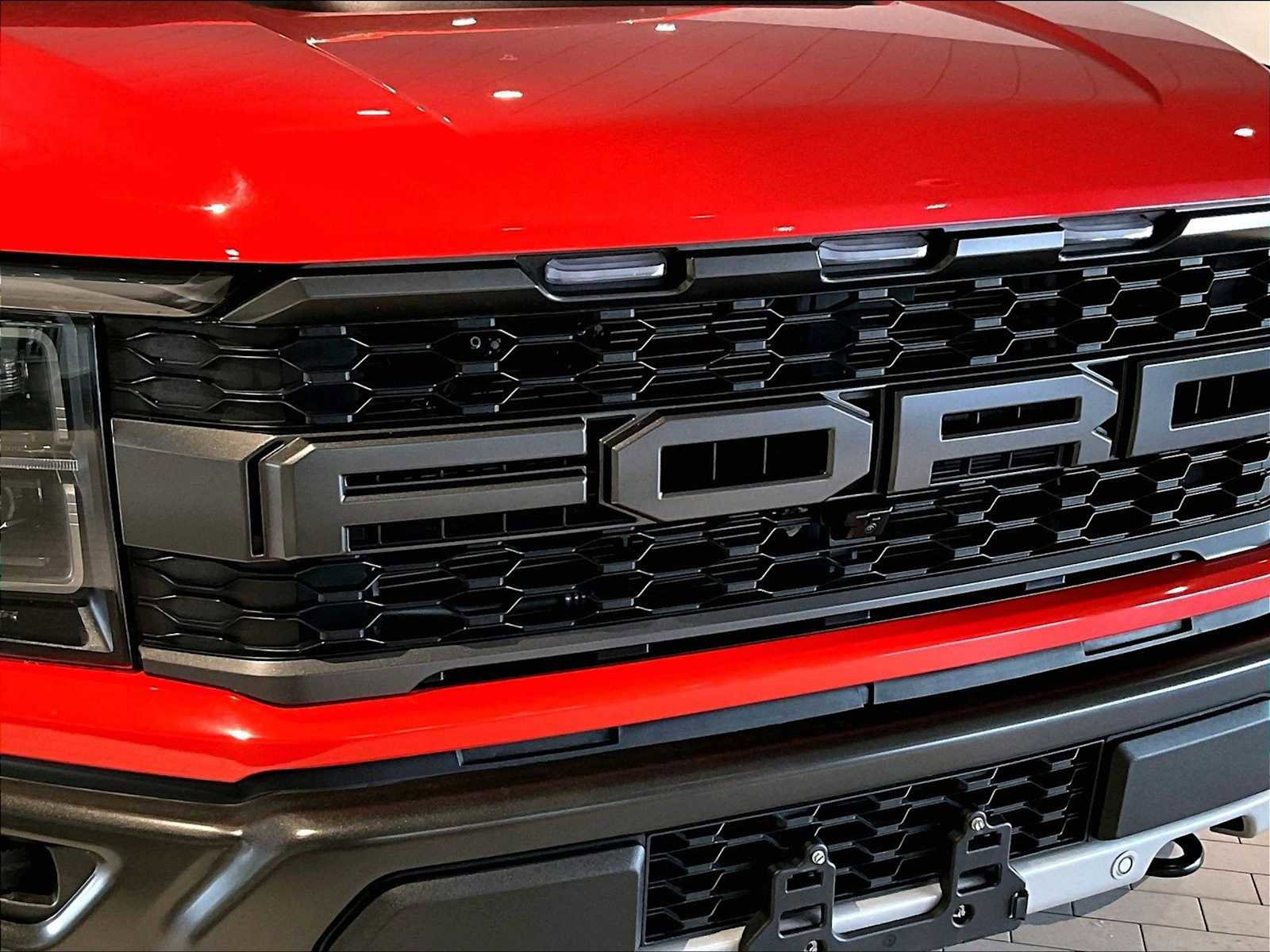 Used 2023 Ford F150 Raptor w/ Raptor Carbon Fiber Package AWD/4WD image 33