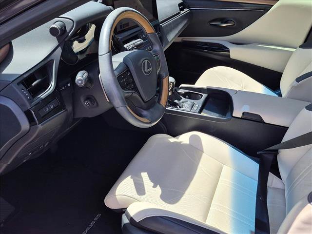 Used 2025 Lexus ES 300h w/ Technology Package FWD image 14