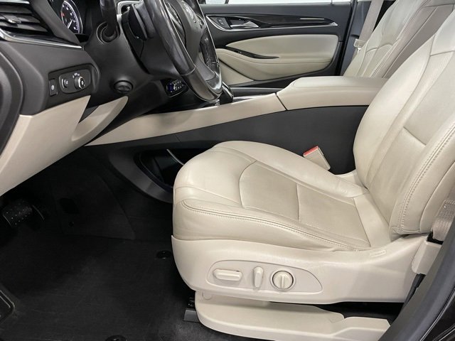 Used 2018 Buick Enclave Premium w/ Experience Buick Package image 11