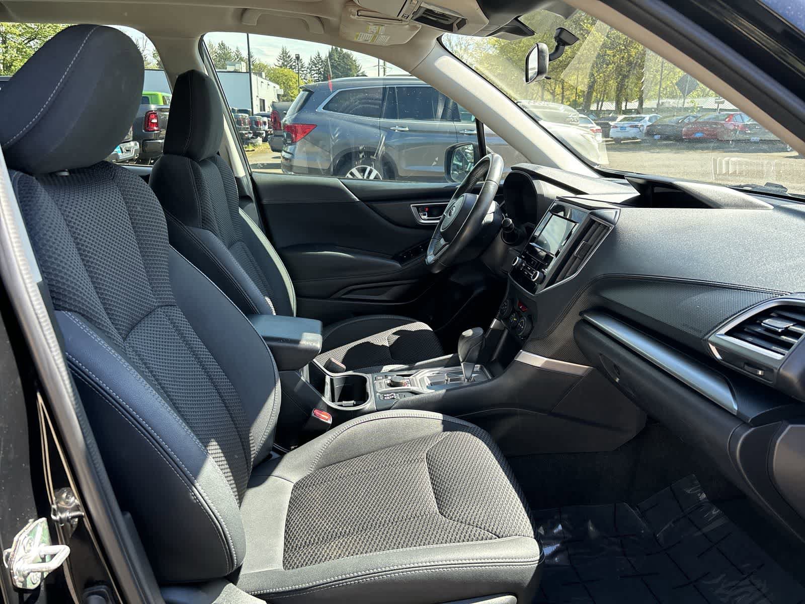 Used 2023 Subaru Forester Premium AWD/4WD image 4