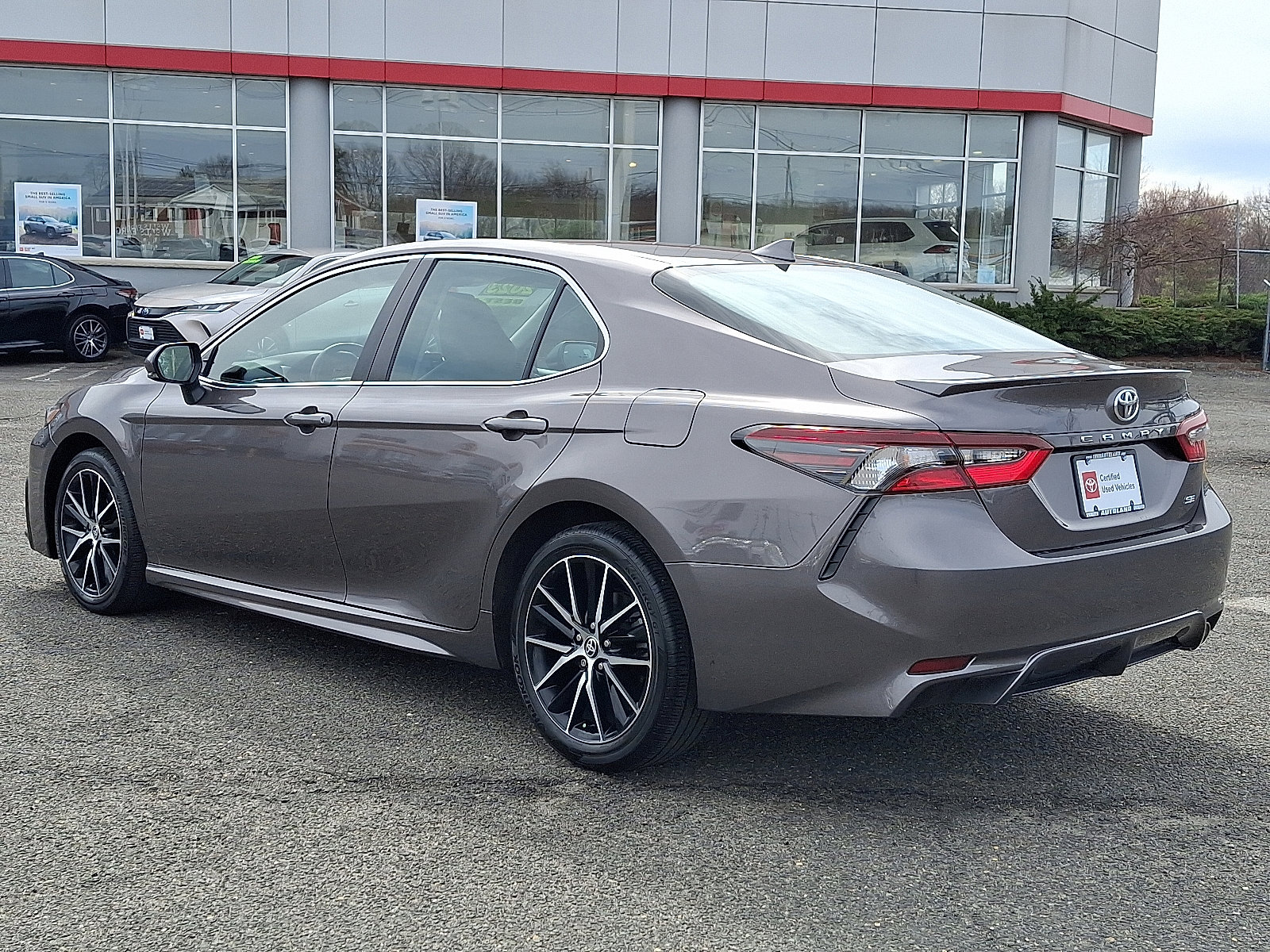 Certified 2023 Toyota Camry SE image 5
