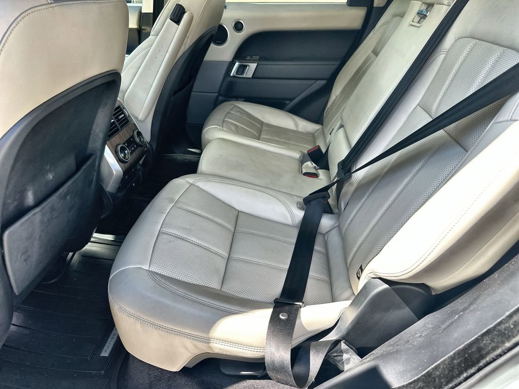 Used 2022 Land Rover Range Rover Sport HSE Silver Edition image 16