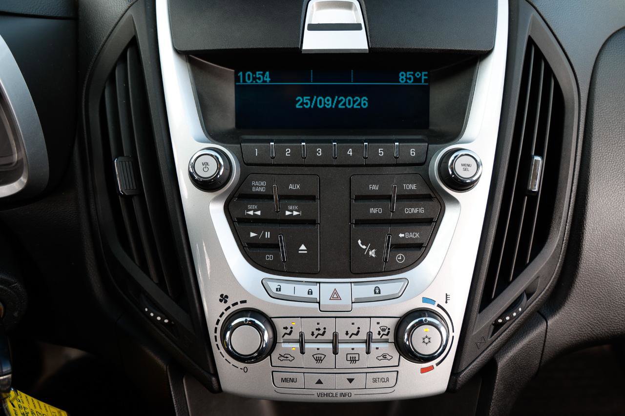 Used 2011 Chevrolet Equinox LT w/ Driver Convenience Package image 29