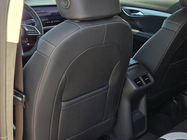 New 2025 Buick Envision Sport Touring AWD/4WD image 18