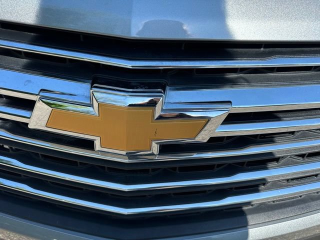 Used 2023 Chevrolet Traverse LT FWD image 11