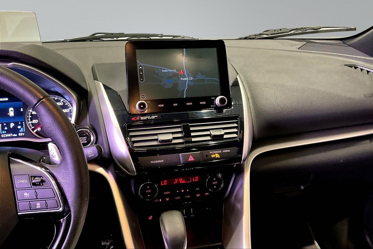 Used 2023 Mitsubishi Eclipse Cross SEL image 9