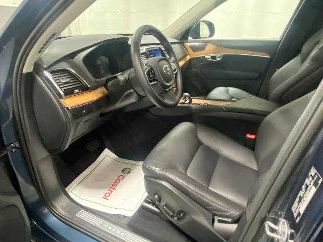Used 2023 Volvo XC90 B6 Plus w/ Protection Package Premier AWD/4WD image 9