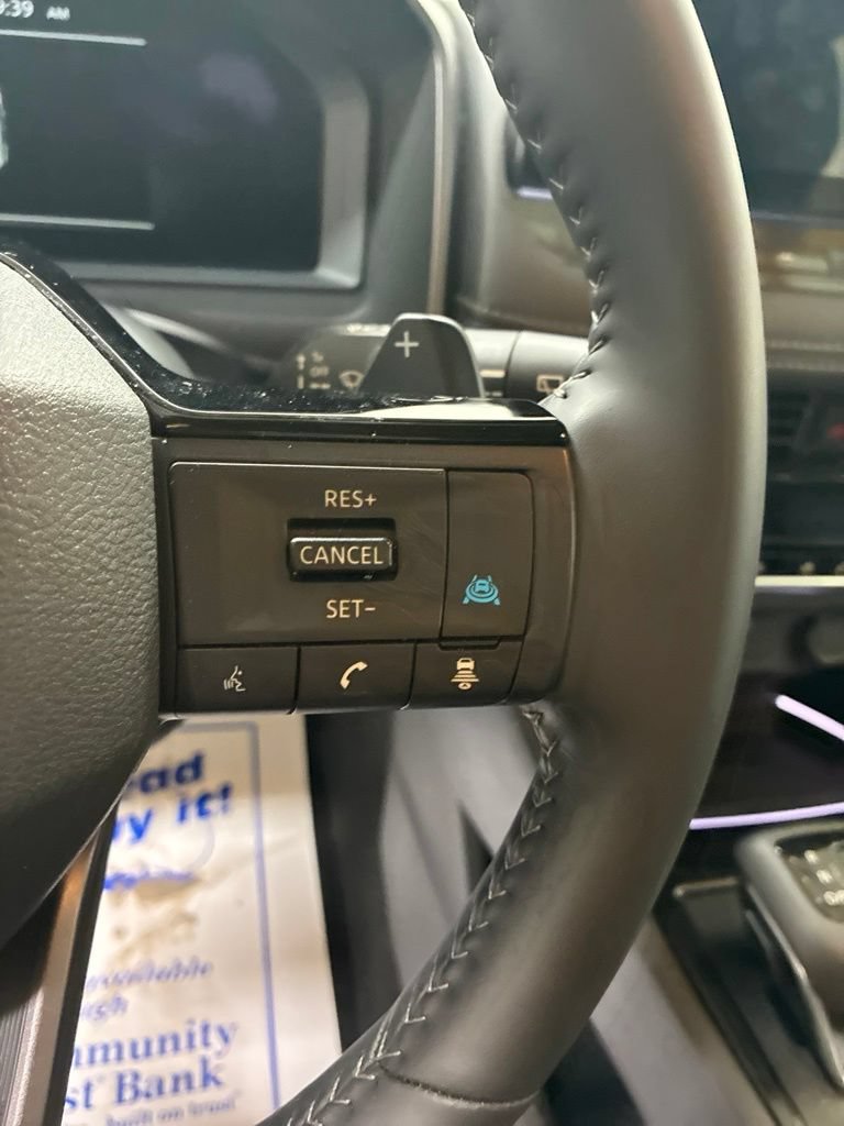 Used 2026 Nissan Rogue SL AWD/4WD image 16