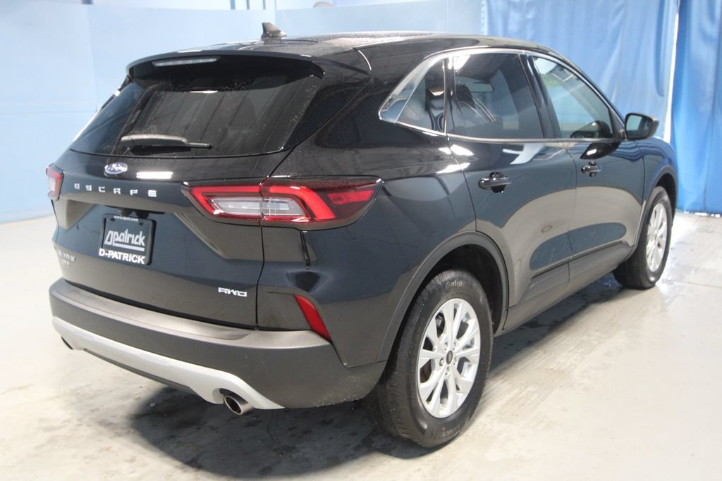 Used 2023 Ford Escape Active AWD/4WD image 28