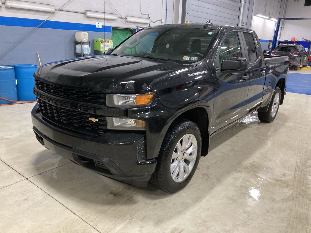 Used 2021 Chevrolet Silverado 1500 Custom w/ Safety Confidence Package image 3