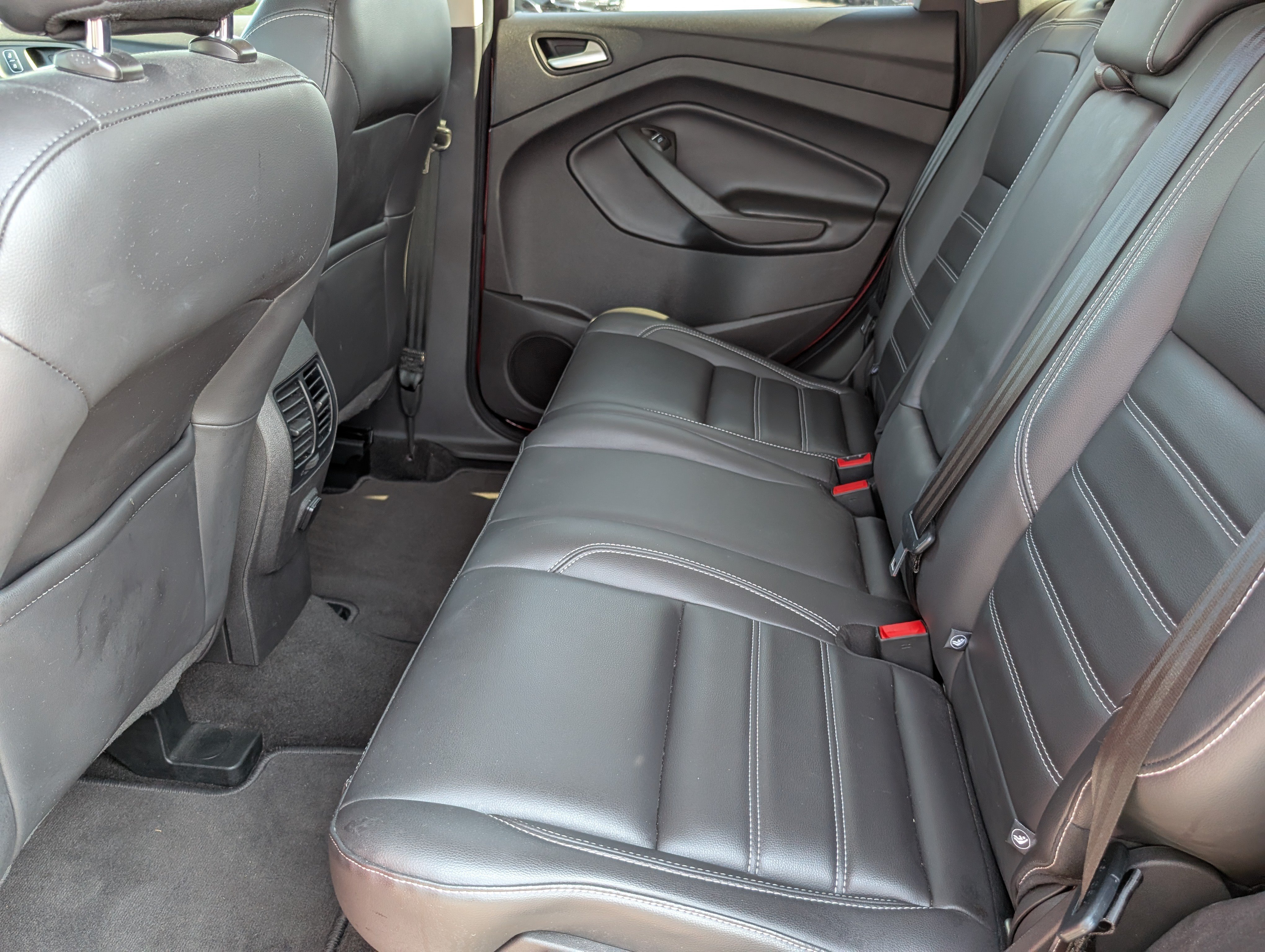 Used 2019 Ford Escape SEL AWD/4WD image 14
