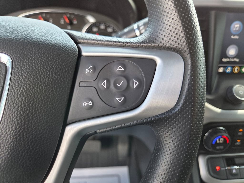 Used 2023 GMC Acadia SLE w/ Driver Convenience Package image 31