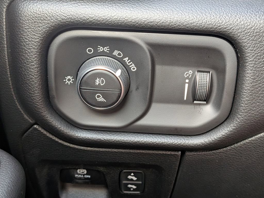 New 2026 RAM 1500 2WD Crew Cab image 30