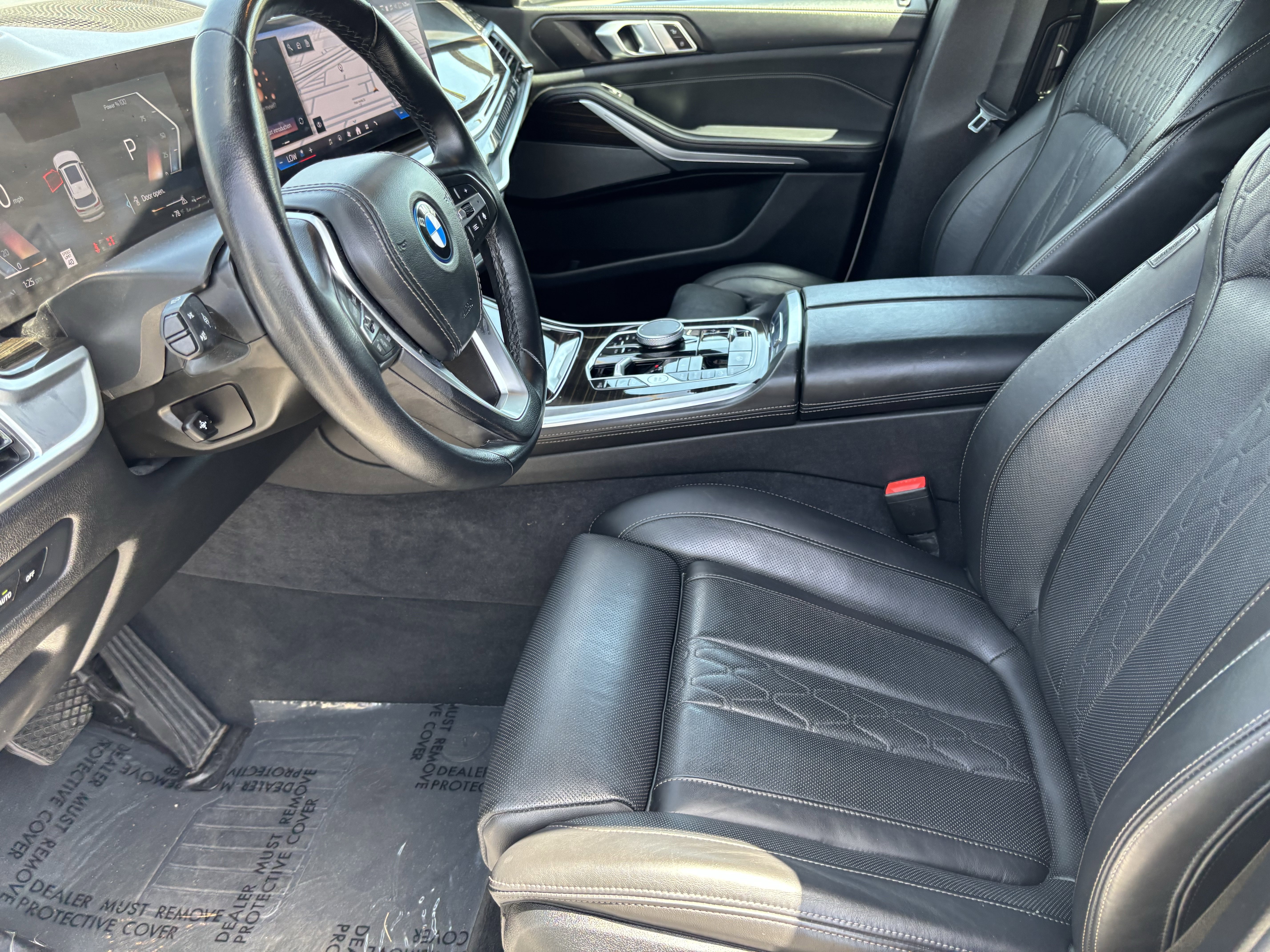 Used 2025 BMW X5 xDrive50e AWD/4WD image 17