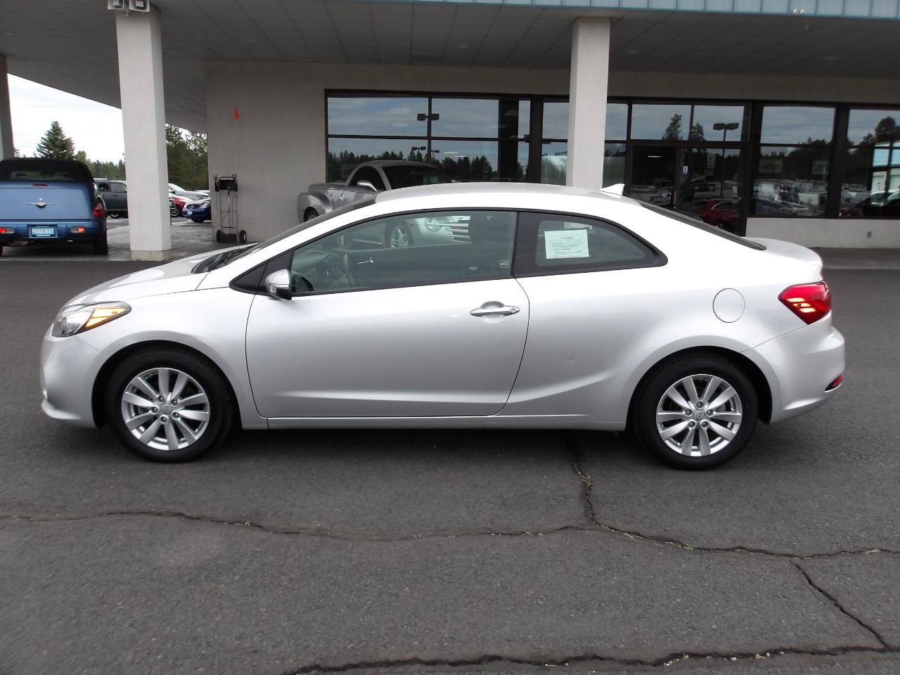 Used 2014 Kia Forte Koup EX FWD image 2