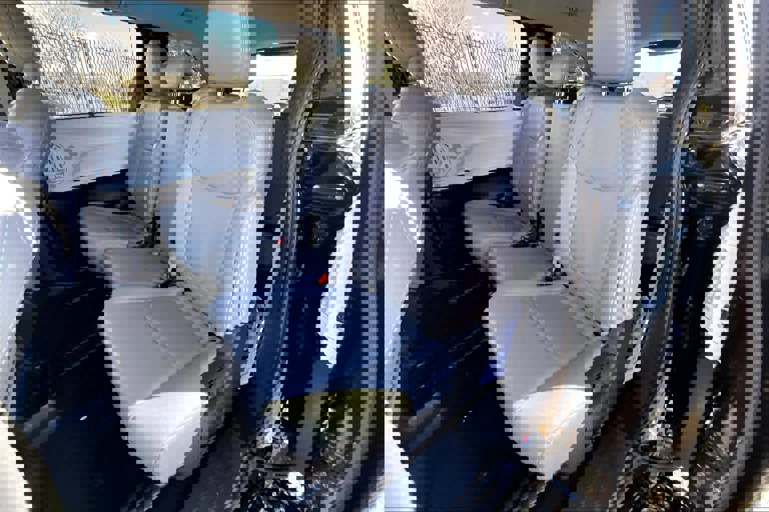 Certified 2025 Toyota Sienna XLE image 18