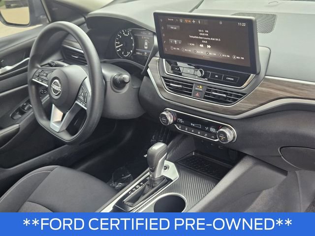 Used 2025 Nissan Altima 2.5 SV w/ SV Special Edition Package FWD image 11