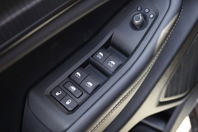 New 2025 Jeep Grand Cherokee Laredo image 12