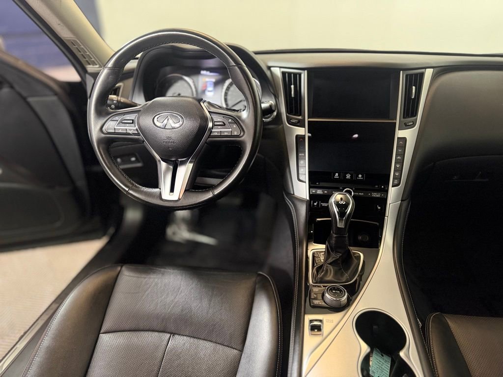 Used 2022 INFINITI Q50 Luxe image 12