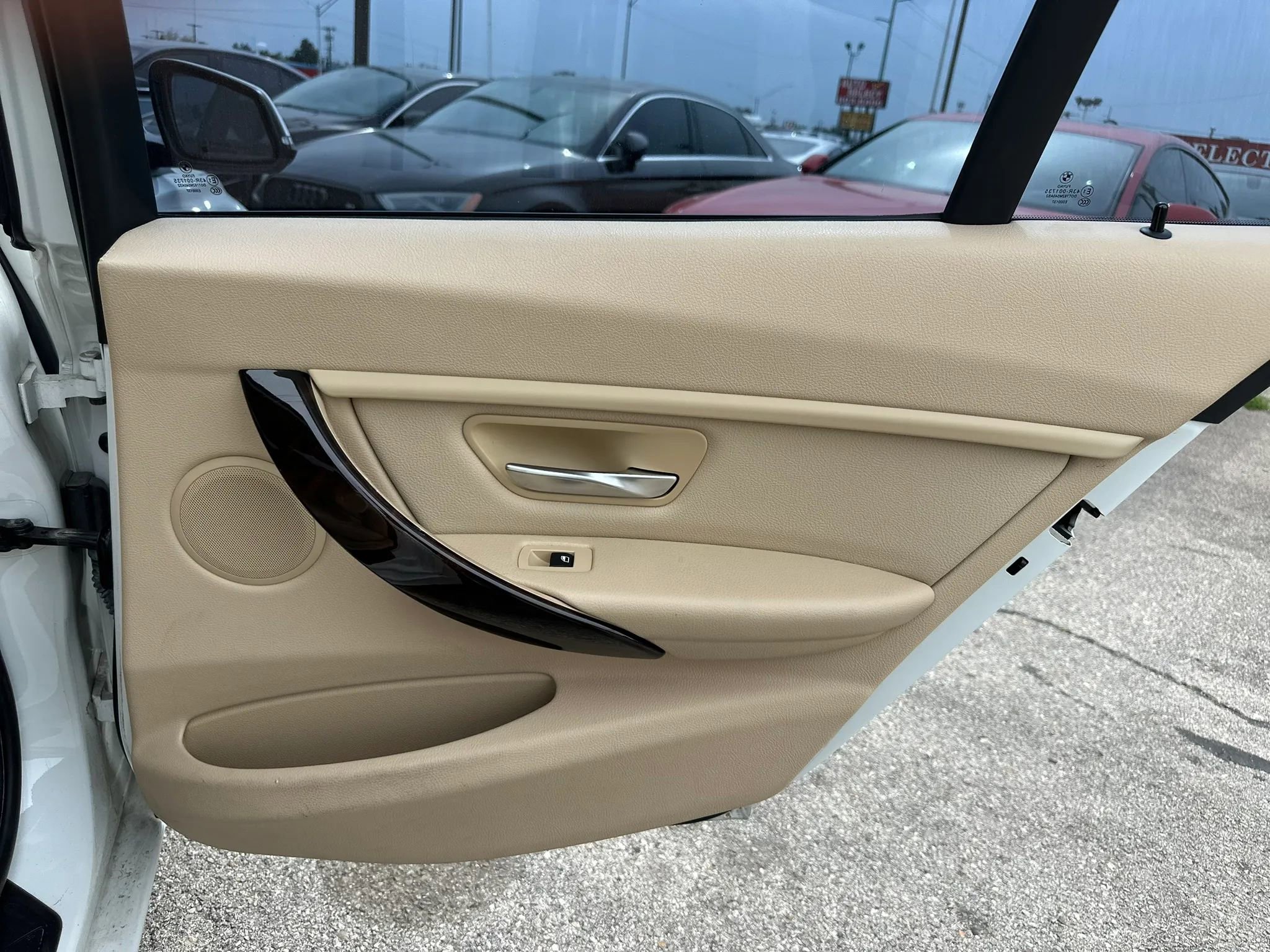 Used 2014 BMW 328i Sedan RWD image 23