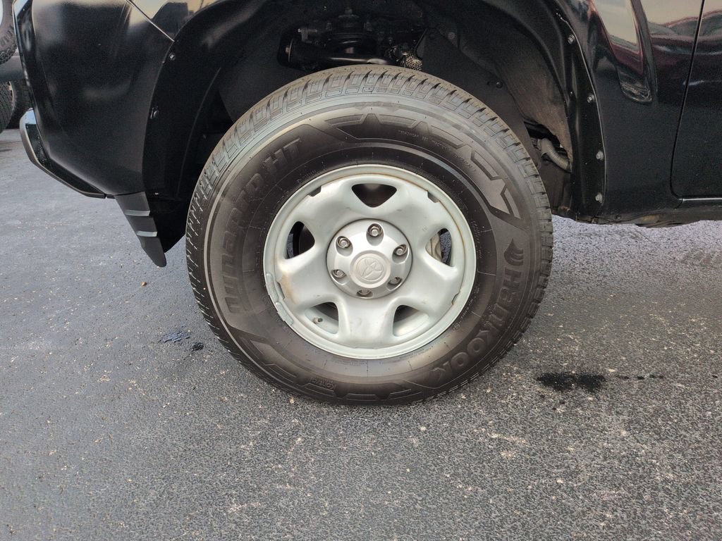 Used 2023 Toyota Tacoma SR AWD/4WD image 27
