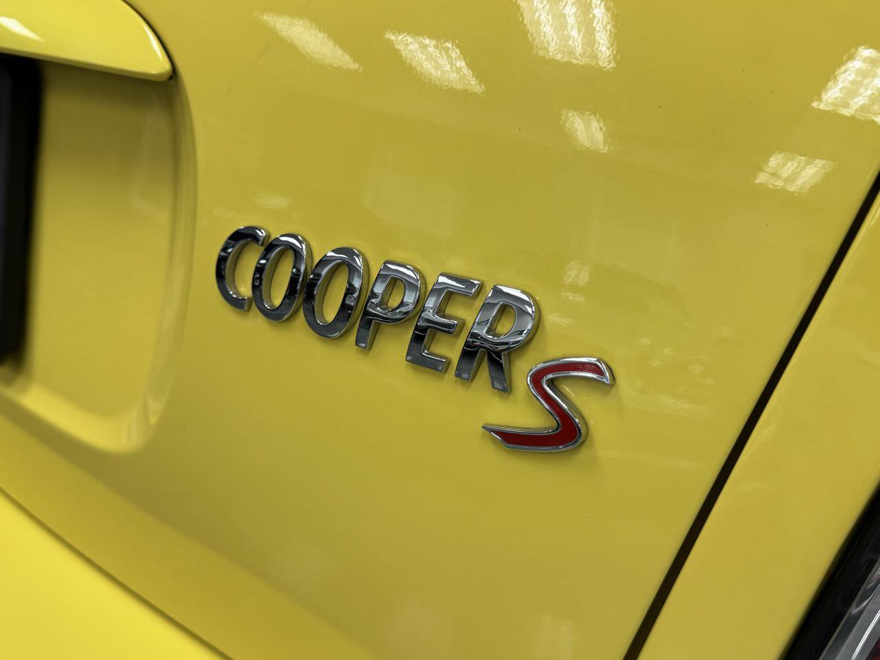 Used 2005 MINI Cooper S FWD image 14