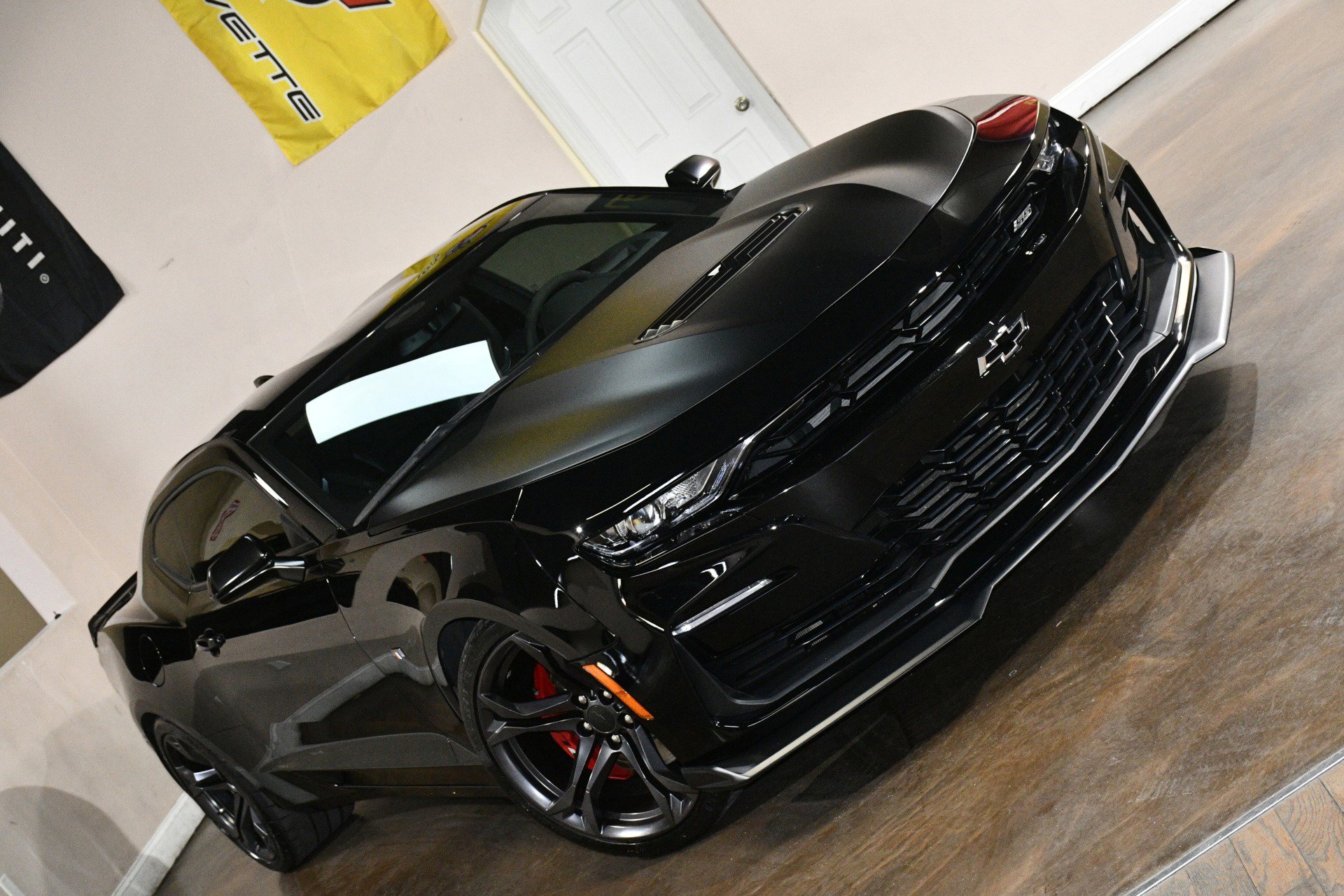 Used 2019 Chevrolet Camaro SS image 77