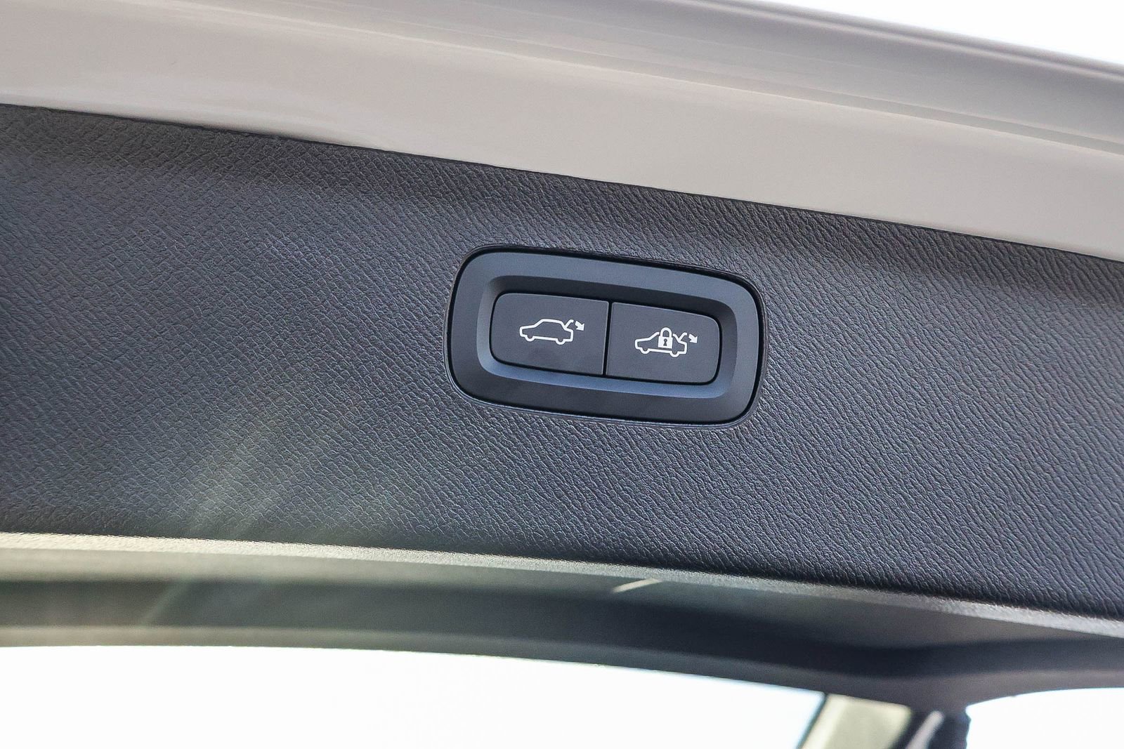 New 2026 Volvo XC90 T8 Ultra w/ Lounge Package image 26