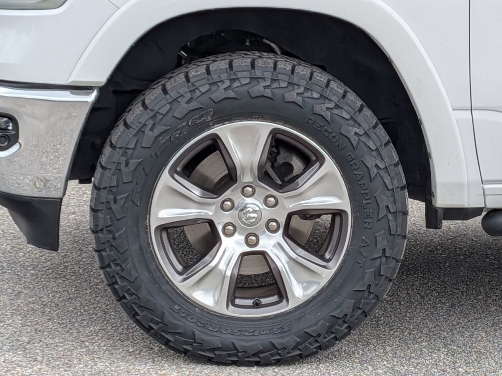 Used 2022 RAM 1500 Laramie AWD/4WD image 11