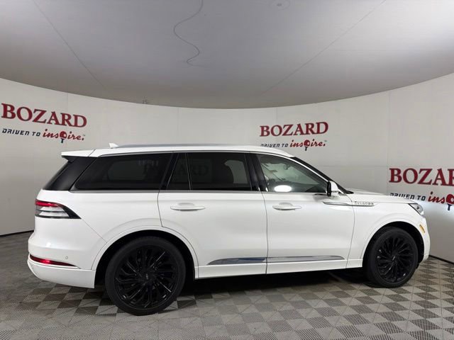 Used 2021 Lincoln Aviator Reserve w/ Equipment Group 210A AWD/4WD image 9