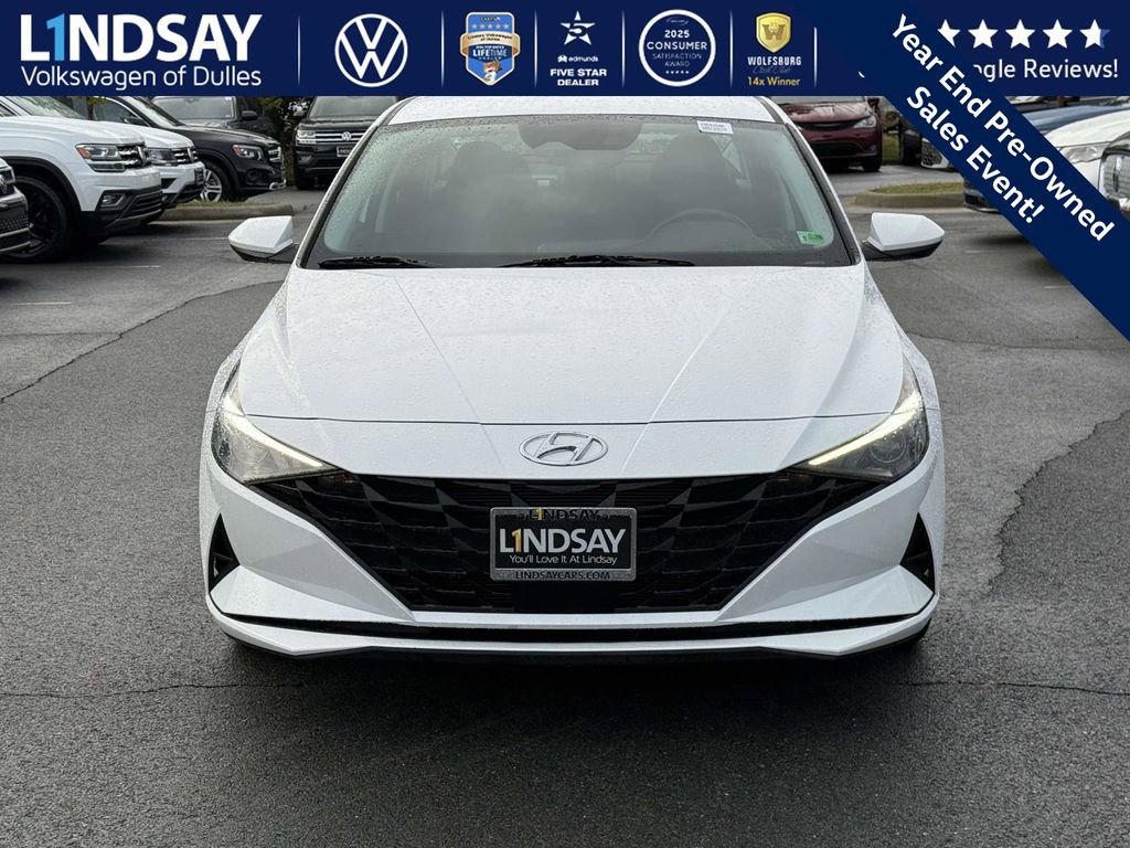 Used 2022 Hyundai Elantra SEL w/ Convenience Package image 3