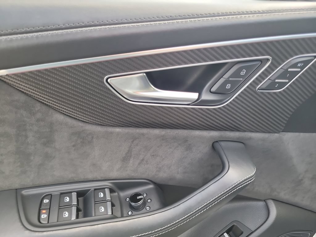 Used 2022 Audi RS Q8 AWD/4WD image 18